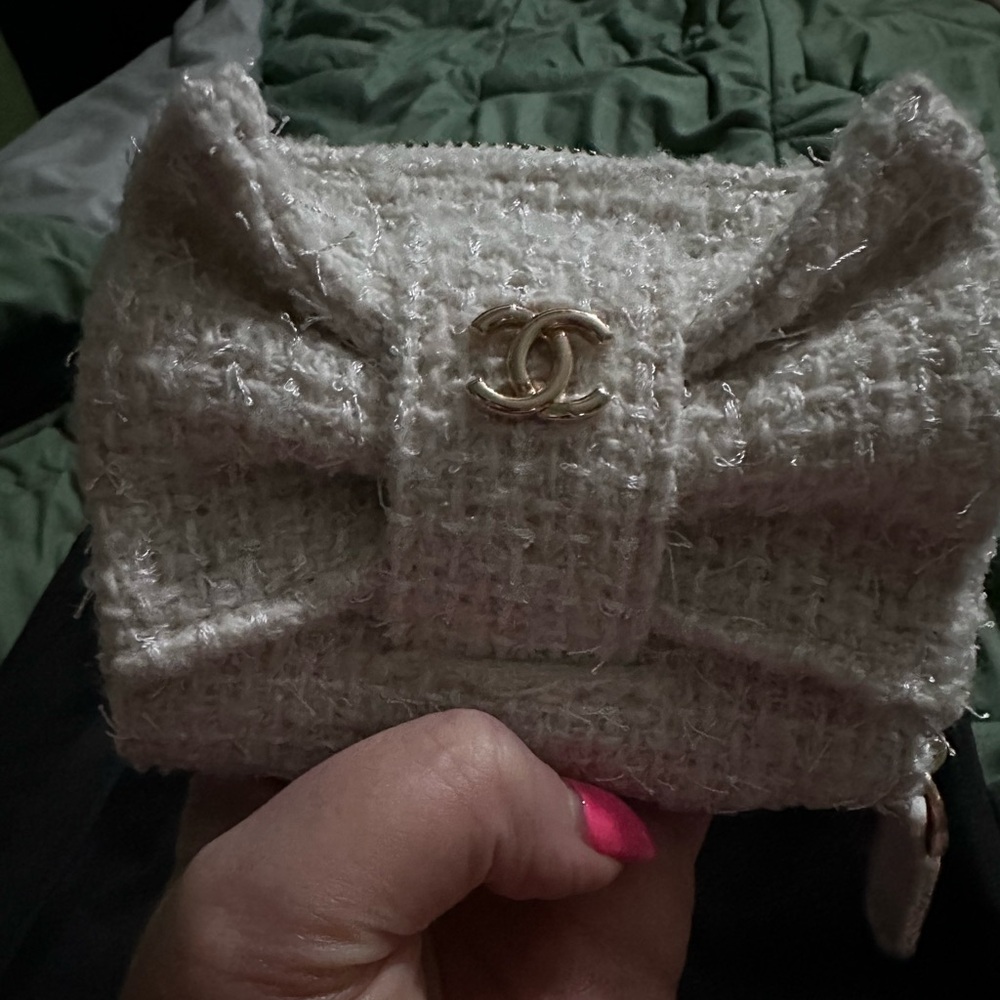 Chanel Tweed crossbody!